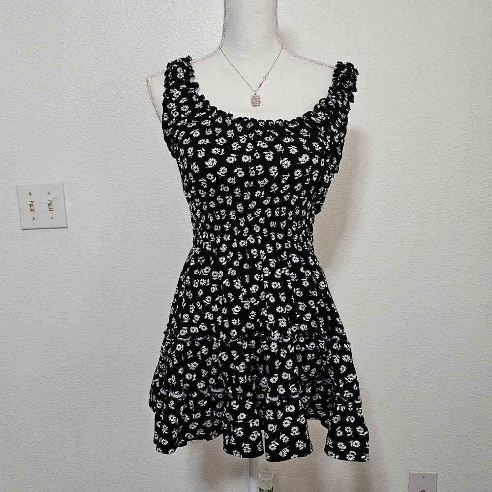 Urban Outfitters mini roushing upper part with ruffles size s/p
